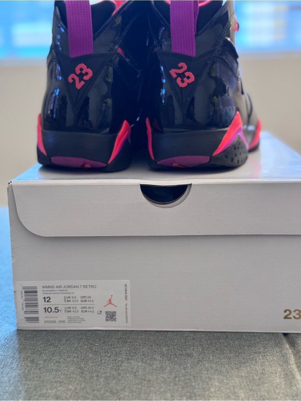 Air Jordan 7 Retro Women’s Shoes - Black/Pink
